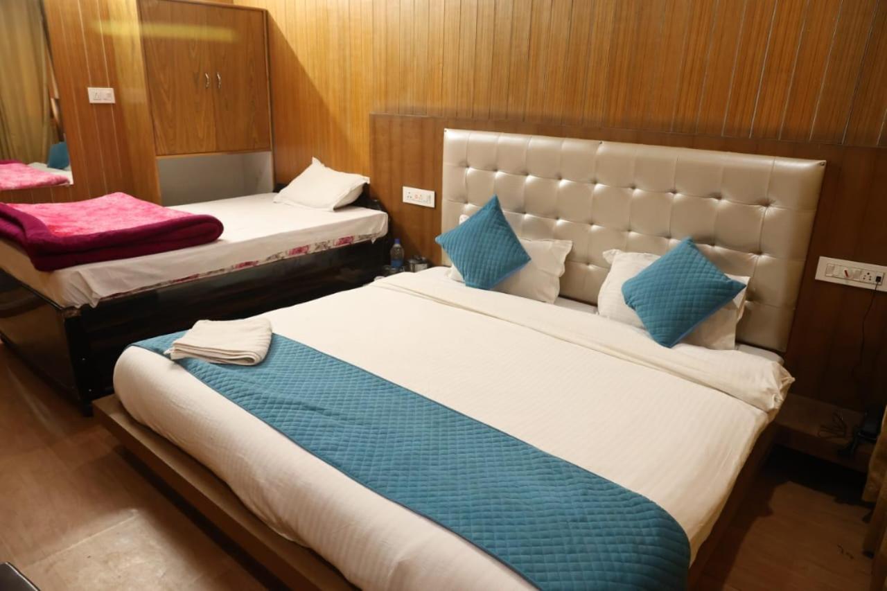 Sleeping Beauty Hotel Moutain View Property Joshīmath 外观 照片